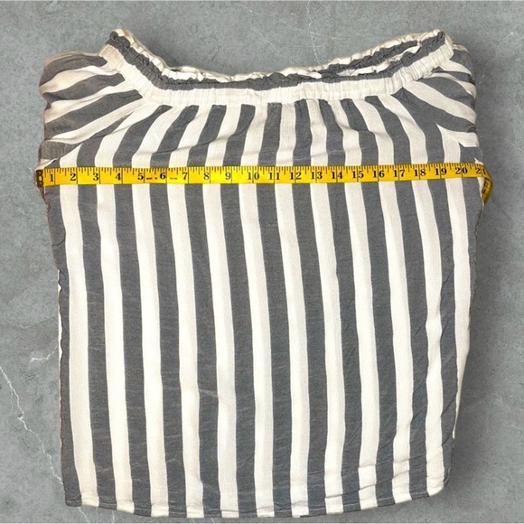 Itm 0017 Banana Republic women’s off the shoulder top size LG - Picture 5 of 7